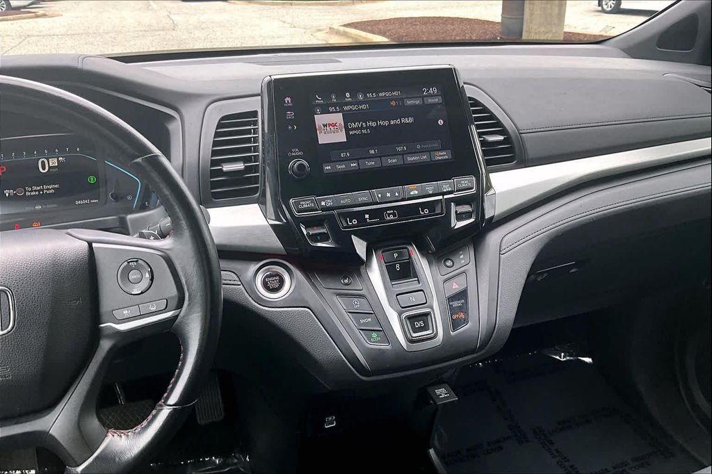 used 2024 Honda Odyssey car, priced at $36,299