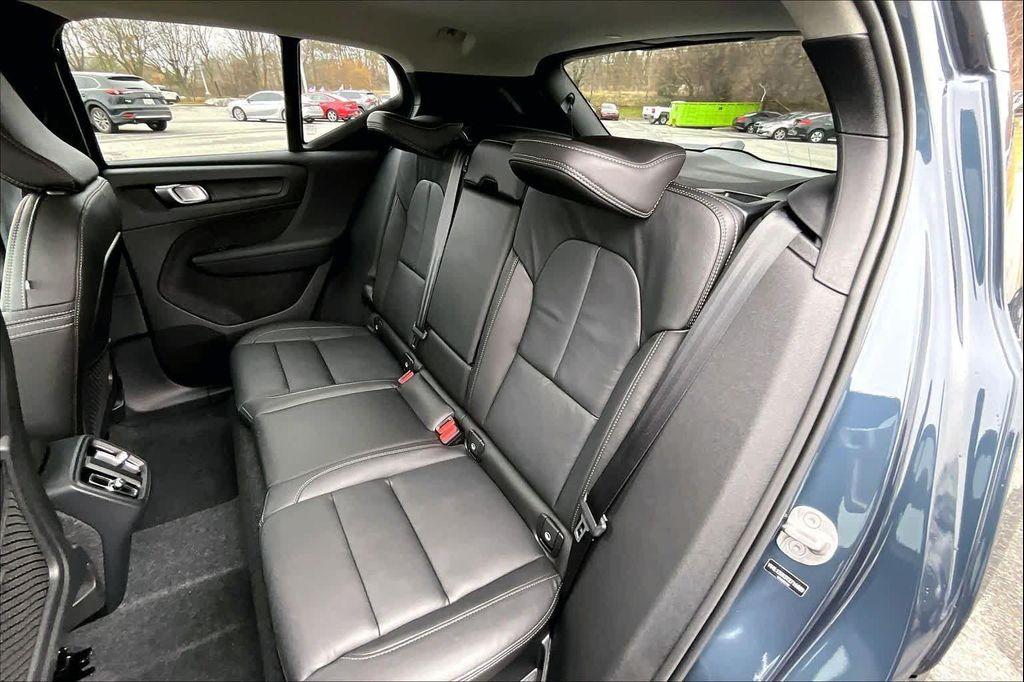 used 2026 Volvo XC40 car, priced at $39,000