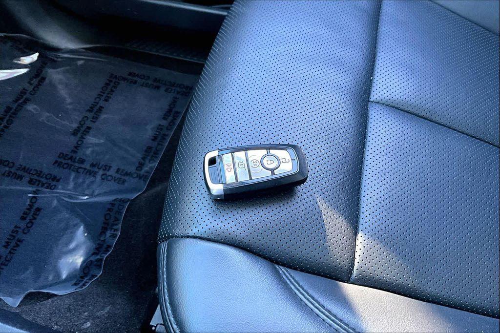 used 2022 Ford Expedition Max car, priced at $35,000