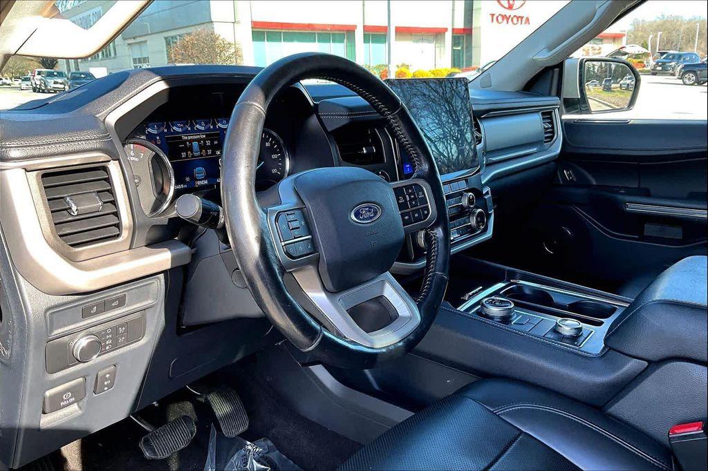 used 2022 Ford Expedition Max car, priced at $35,000