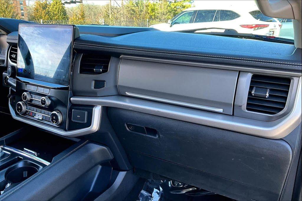 used 2022 Ford Expedition Max car, priced at $35,000