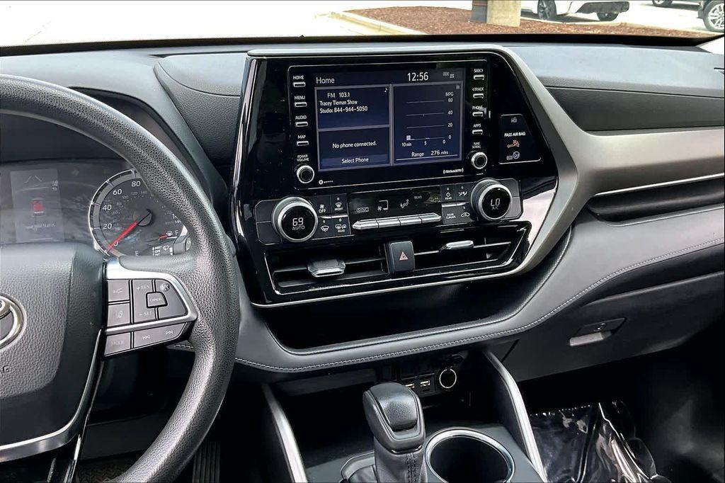 used 2021 Toyota Highlander car, priced at $26,799