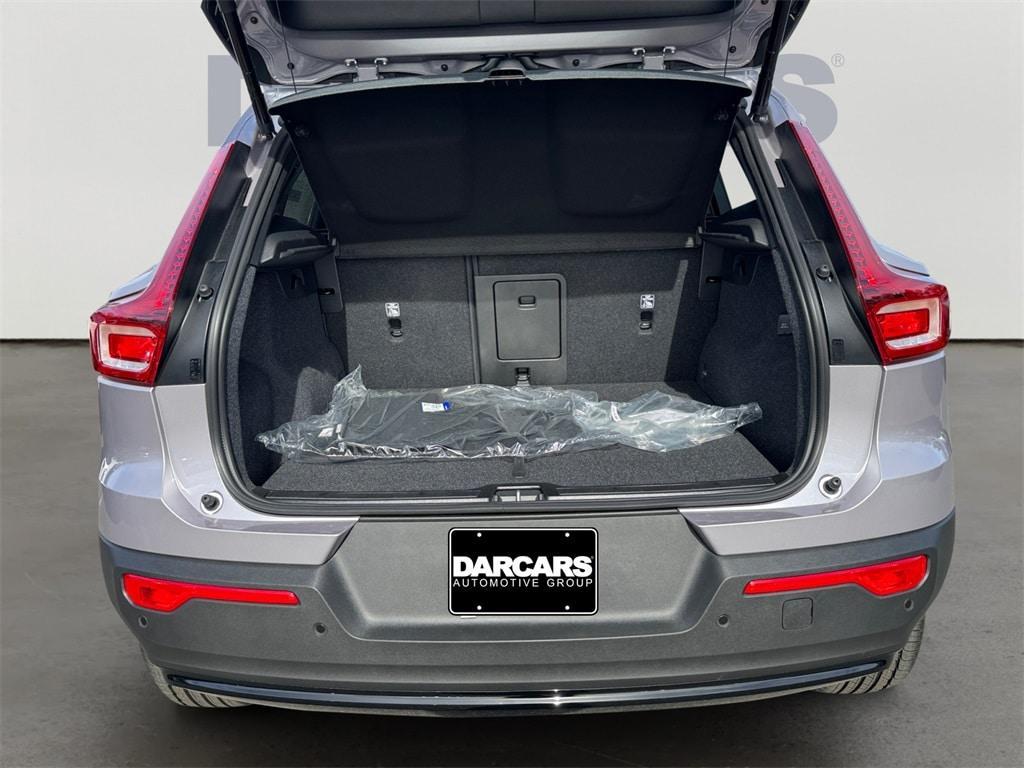 new 2026 Volvo XC40 car, priced at $49,495