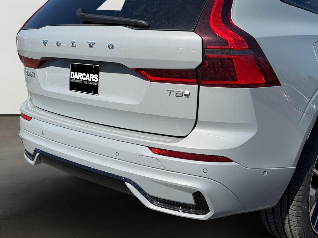 new 2026 Volvo XC60 Plug-In Hybrid car, priced at $75,295