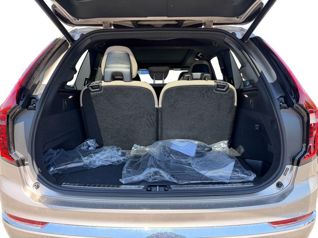 new 2026 Volvo XC90 Plug-In Hybrid car, priced at $81,845