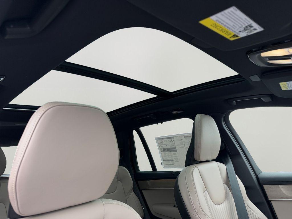 new 2026 Volvo XC90 car, priced at $74,701