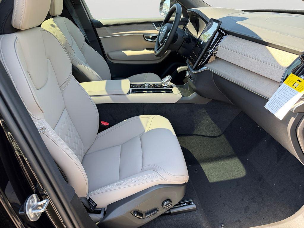 new 2026 Volvo XC90 Plug-In Hybrid car, priced at $81,045