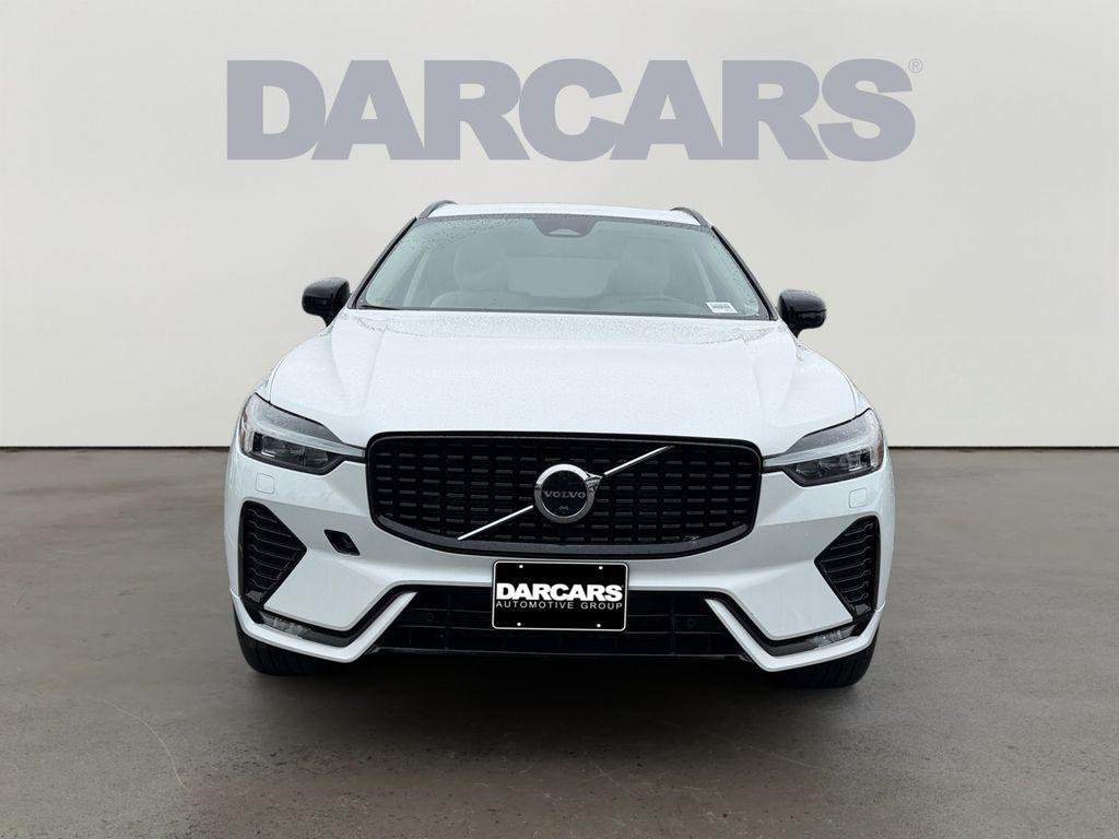 used 2023 Volvo XC60 car, priced at $40,280