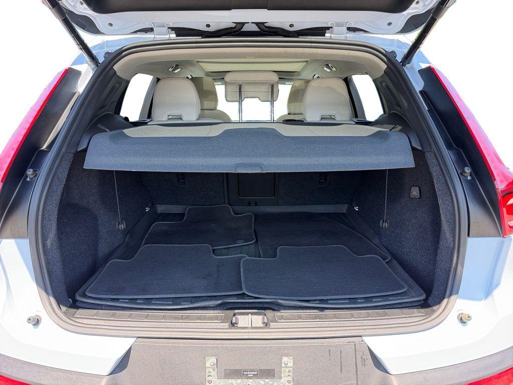 used 2024 Volvo XC40 car, priced at $33,780