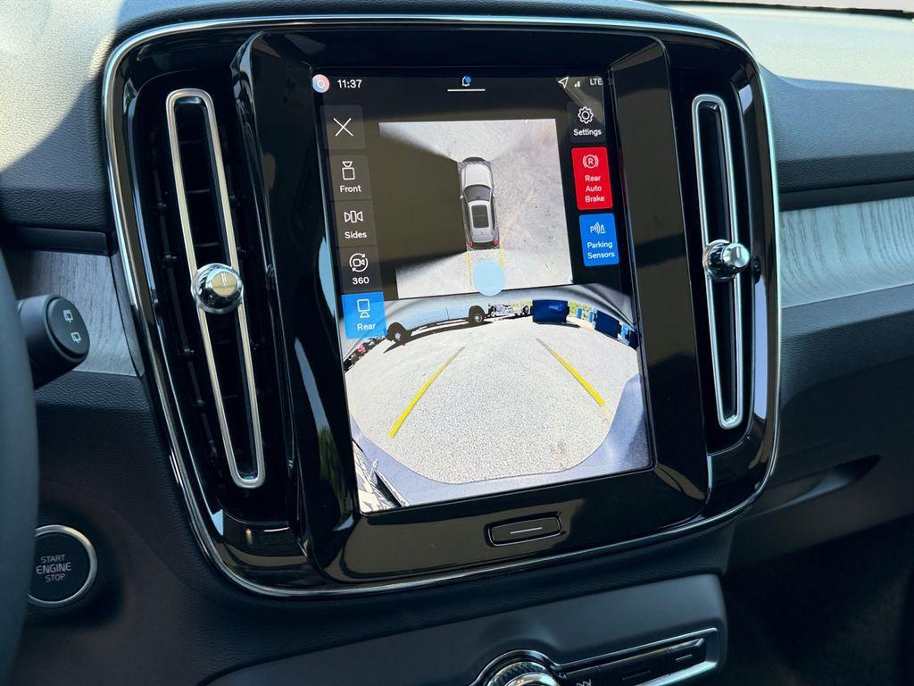 new 2026 Volvo XC40 car, priced at $50,295