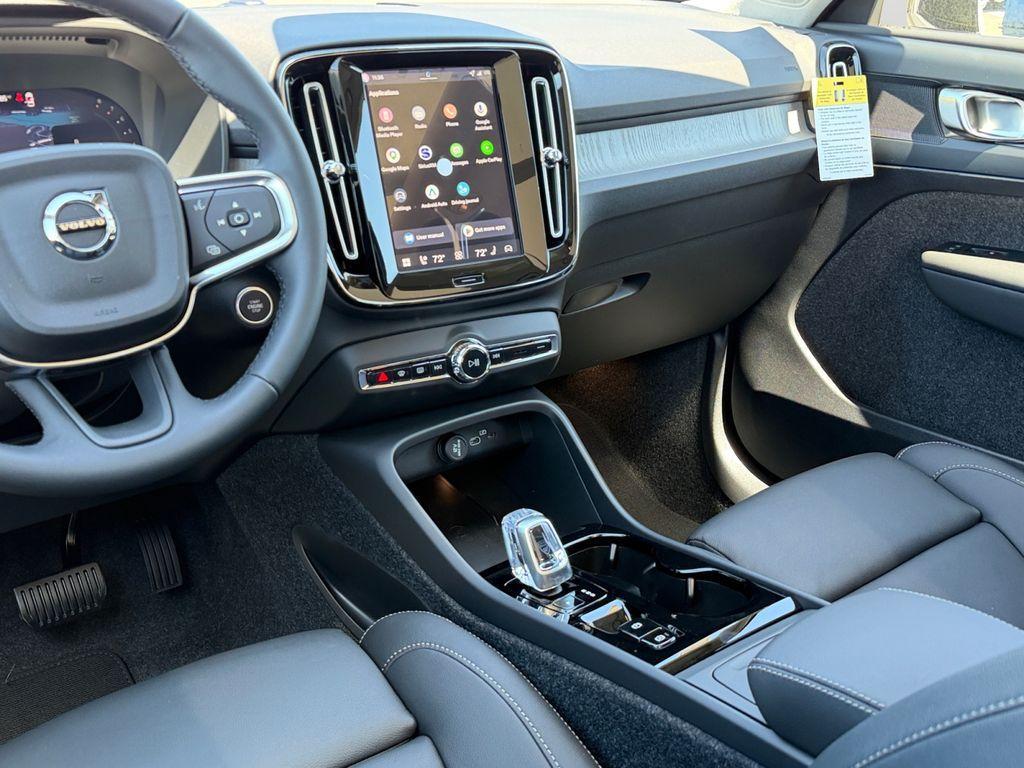 new 2026 Volvo XC40 car, priced at $50,295