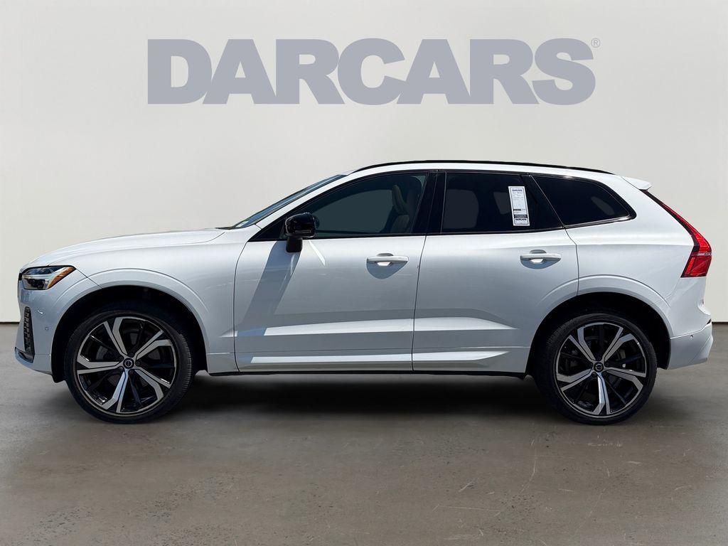 used 2023 Volvo XC60 car, priced at $43,780
