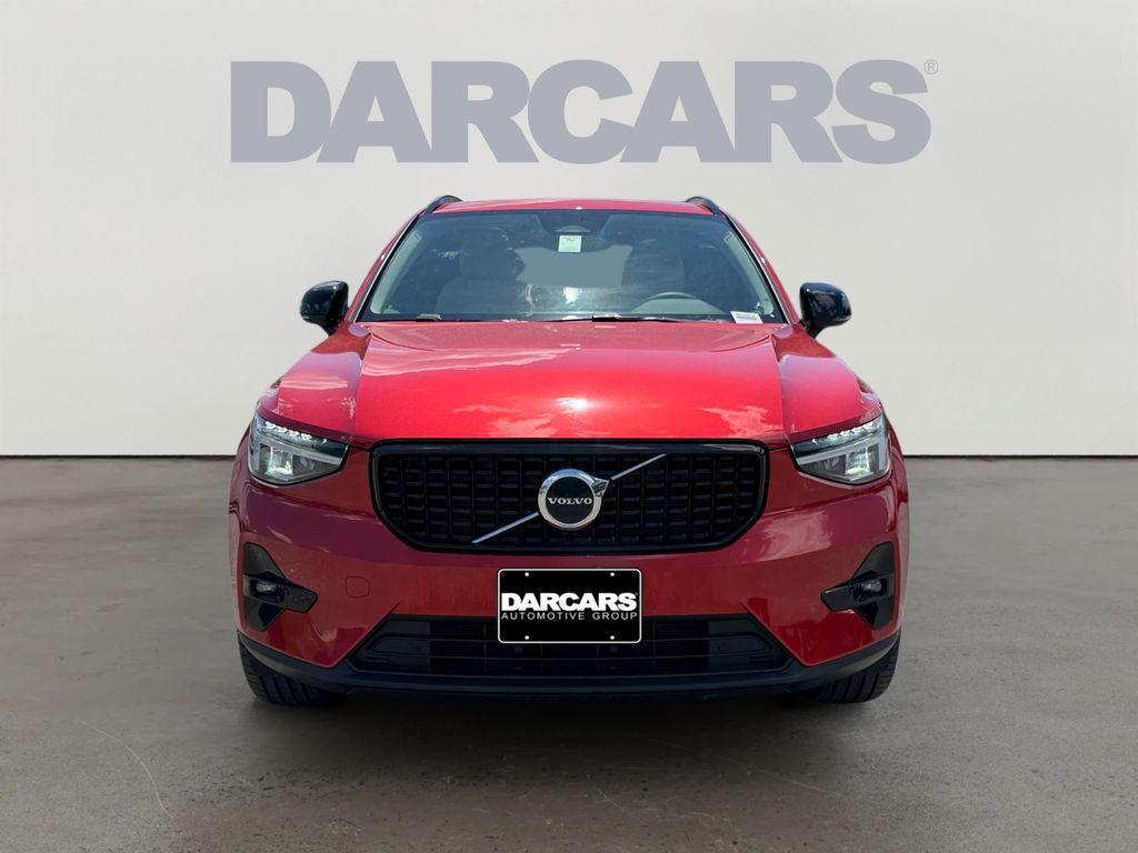 used 2023 Volvo XC40 car, priced at $32,780