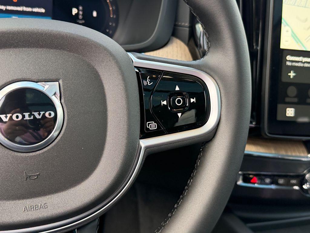 new 2026 Volvo XC60 car, priced at $61,795