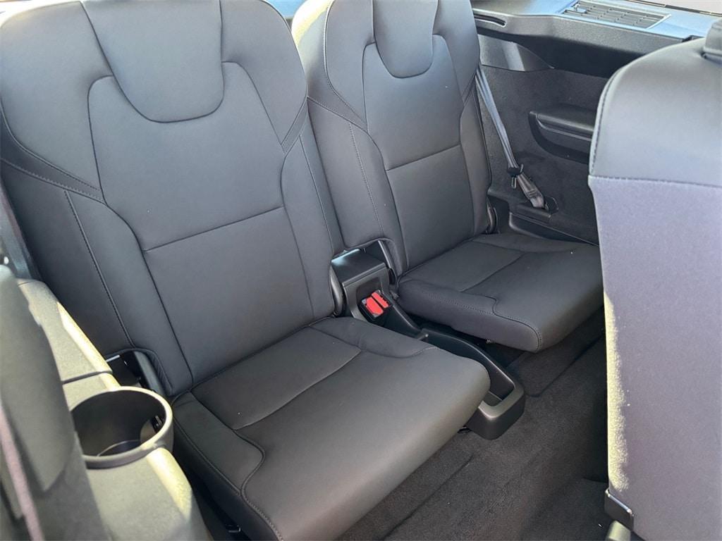 new 2026 Volvo XC90 car, priced at $69,721