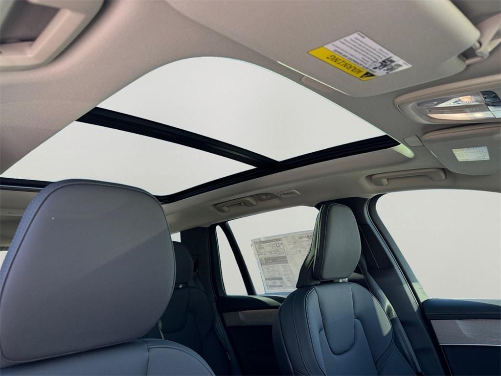 new 2026 Volvo XC90 car, priced at $69,721
