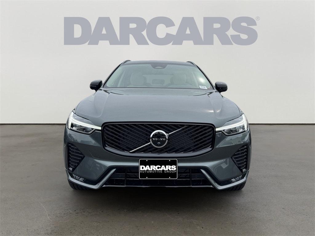 new 2026 Volvo XC60 car, priced at $62,295