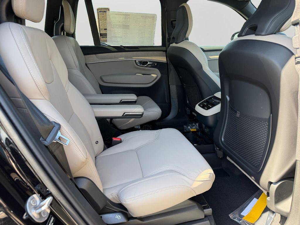 new 2026 Volvo XC90 car, priced at $75,501