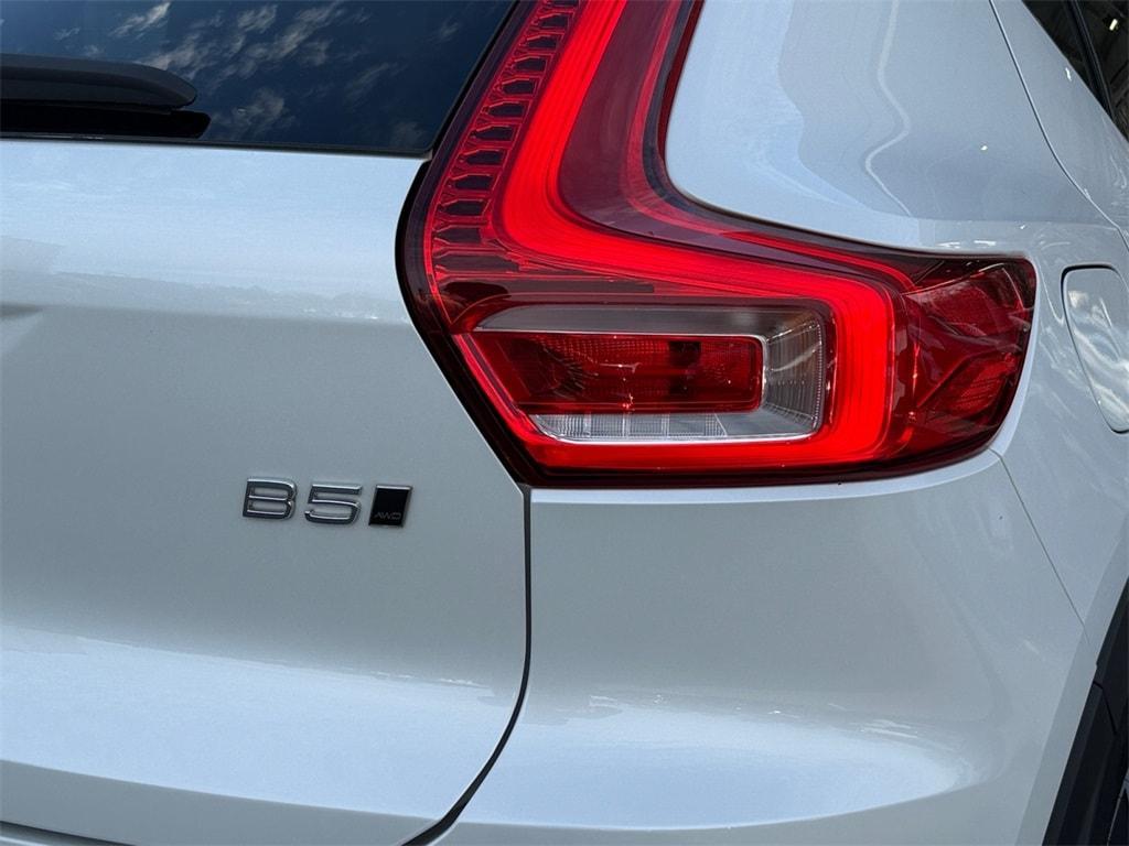 used 2023 Volvo XC40 car, priced at $25,980