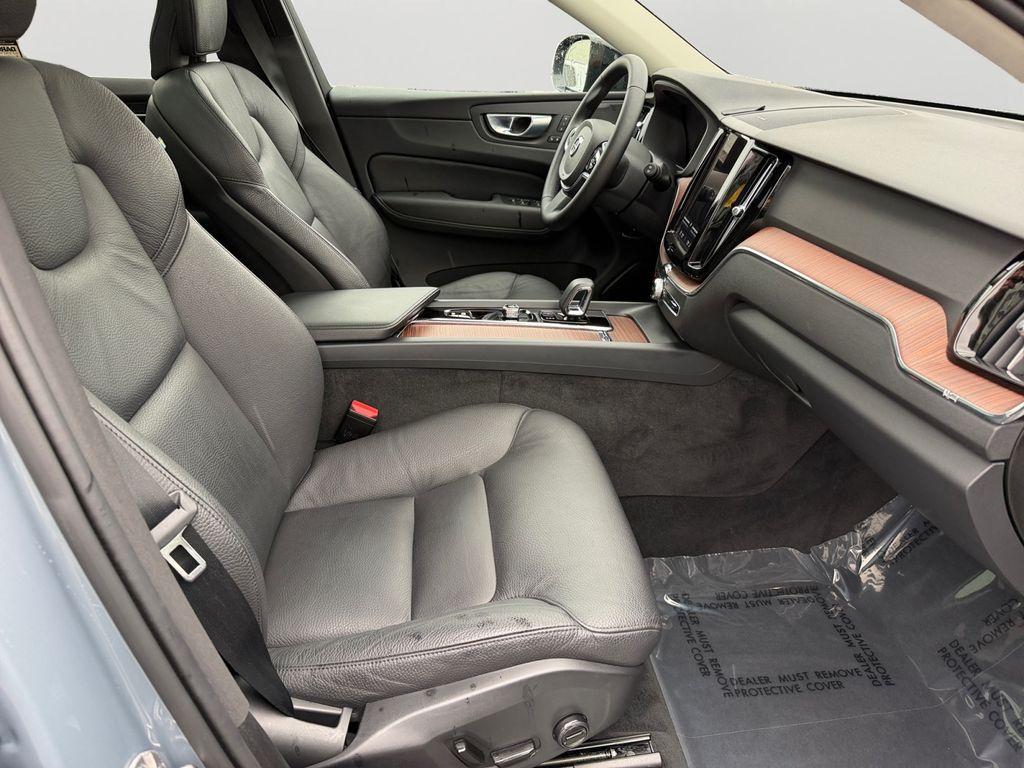 used 2024 Volvo XC60 Recharge Plug-In Hybrid car, priced at $45,780