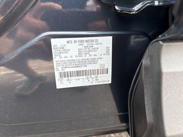 used 2024 Ford Edge car, priced at $26,995