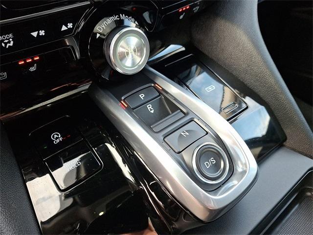 used 2025 Acura MDX car, priced at $46,397