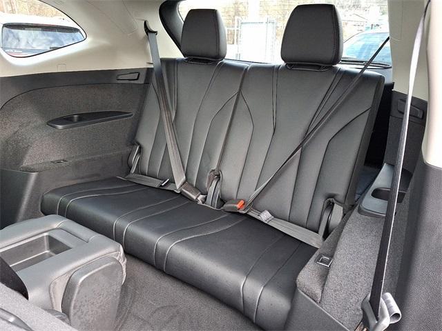 used 2025 Acura MDX car, priced at $46,397