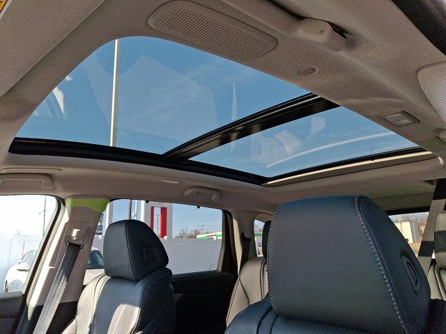 new 2026 Acura MDX car, priced at $61,350