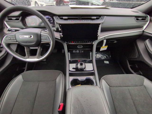 new 2026 Jeep Grand Cherokee car, priced at $44,936