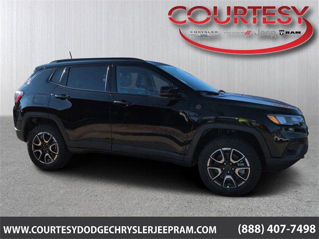 new 2026 Jeep Compass car, priced at $33,301