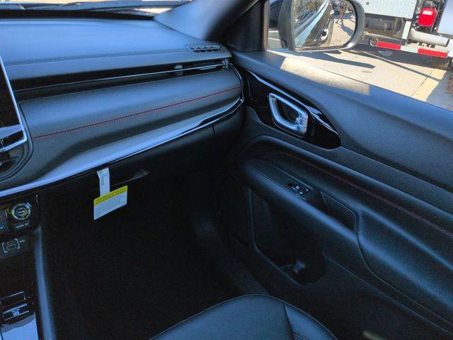 new 2026 Jeep Compass car, priced at $33,301