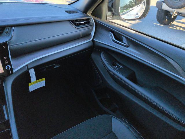 new 2026 Jeep Grand Cherokee car, priced at $44,811