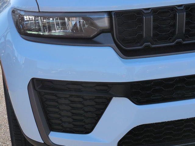 new 2026 Jeep Grand Cherokee car, priced at $44,811