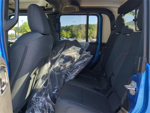 new 2025 Jeep Gladiator car, priced at $38,107