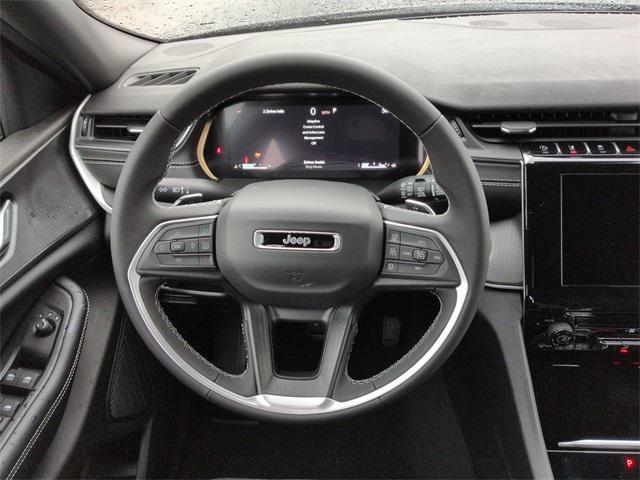 new 2025 Jeep Grand Cherokee car, priced at $35,076