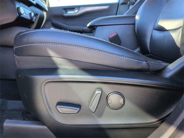 used 2022 Ford Escape car, priced at $25,969