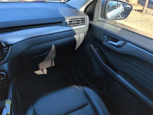 used 2022 Ford Escape car, priced at $25,969