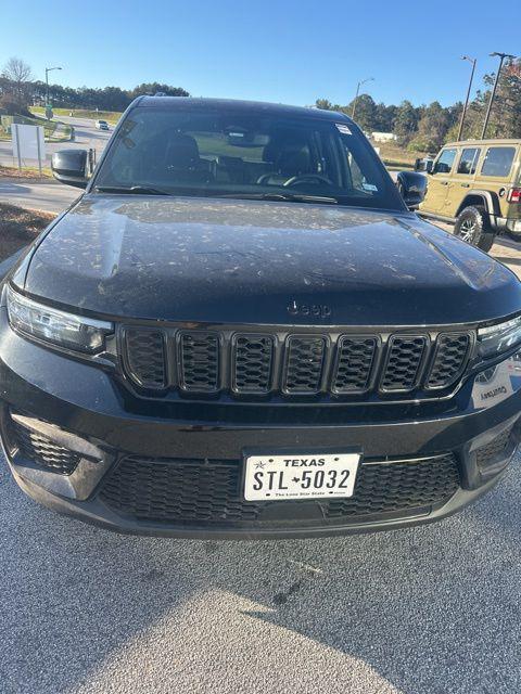 used 2023 Jeep Grand Cherokee car, priced at $34,985