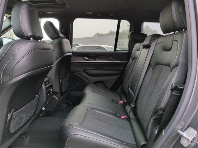 new 2026 Jeep Grand Cherokee car, priced at $46,525