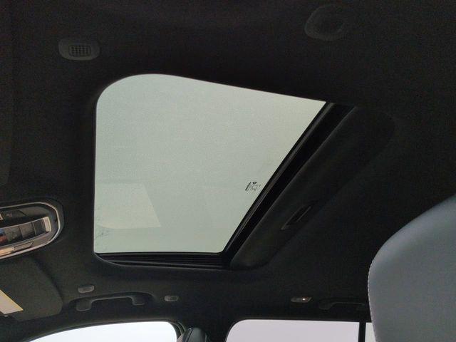 new 2026 Jeep Grand Cherokee car, priced at $44,936