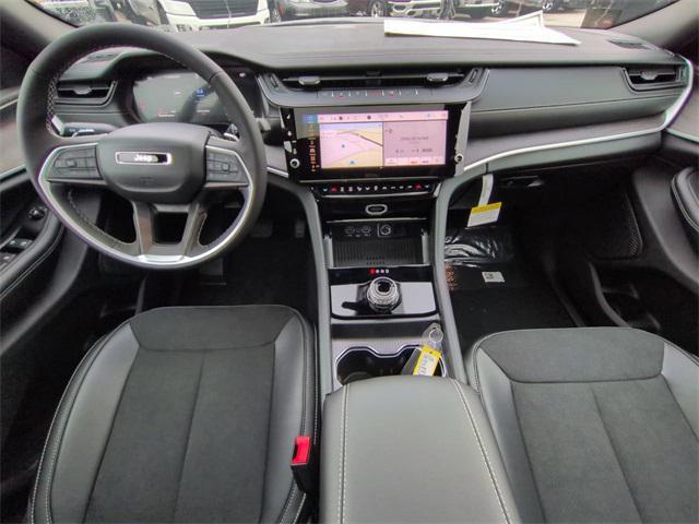 new 2026 Jeep Grand Cherokee car, priced at $46,525