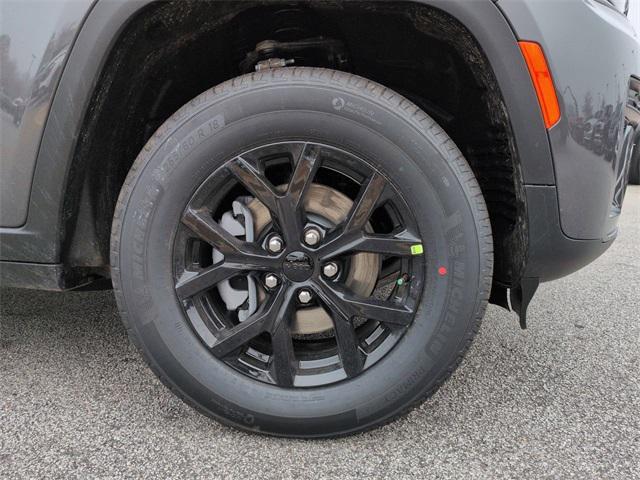 new 2026 Jeep Grand Cherokee car, priced at $46,525