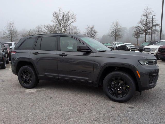new 2026 Jeep Grand Cherokee car, priced at $44,936
