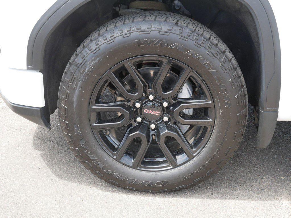 used 2023 GMC Sierra 1500 car, priced at $43,326
