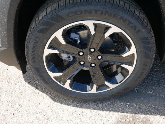 new 2026 Chevrolet Equinox car, priced at $32,990