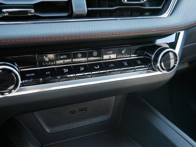 new 2026 Chevrolet Equinox car, priced at $35,640