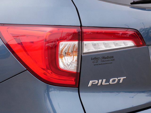 used 2021 Honda Pilot car, priced at $23,996