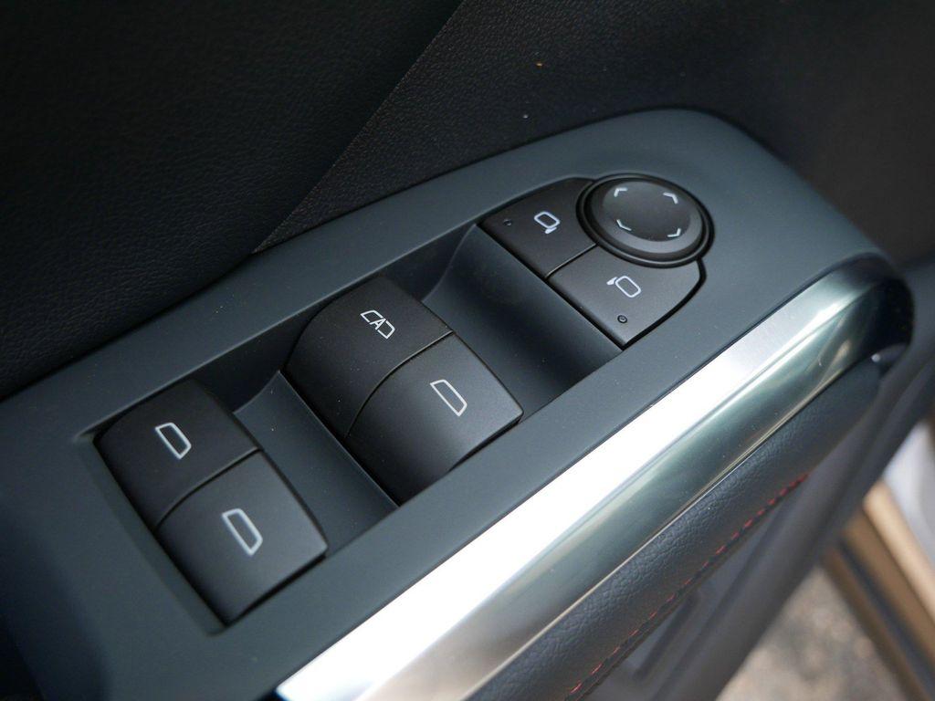 new 2026 Chevrolet Traverse car, priced at $49,970