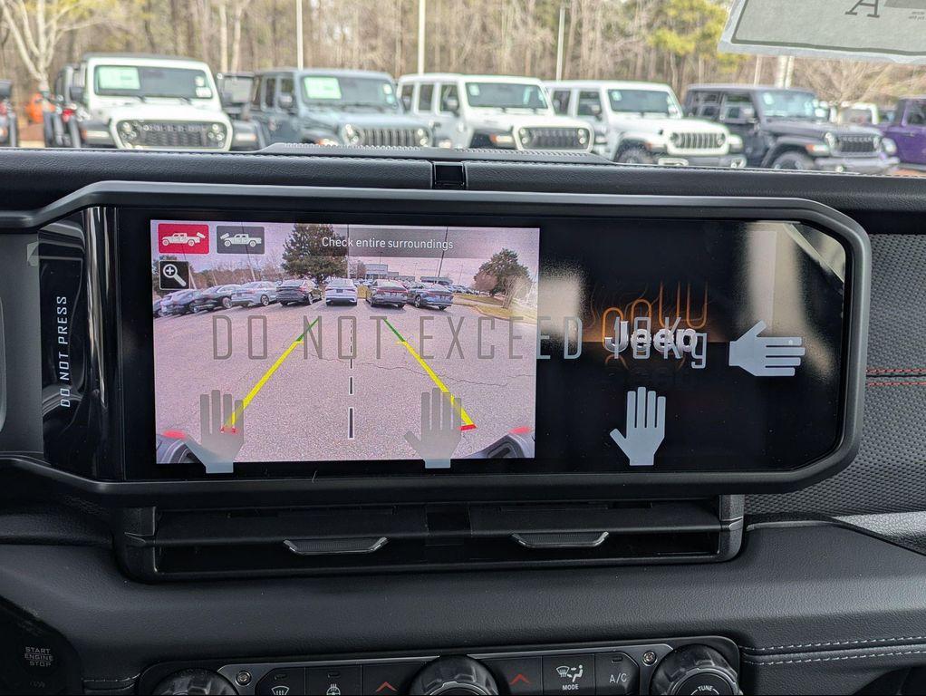 new 2026 Jeep Gladiator car, priced at $59,429