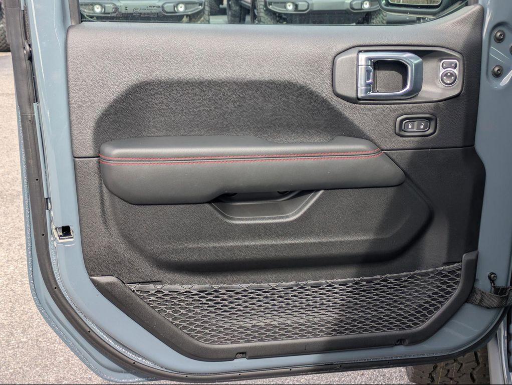 new 2026 Jeep Gladiator car, priced at $59,429